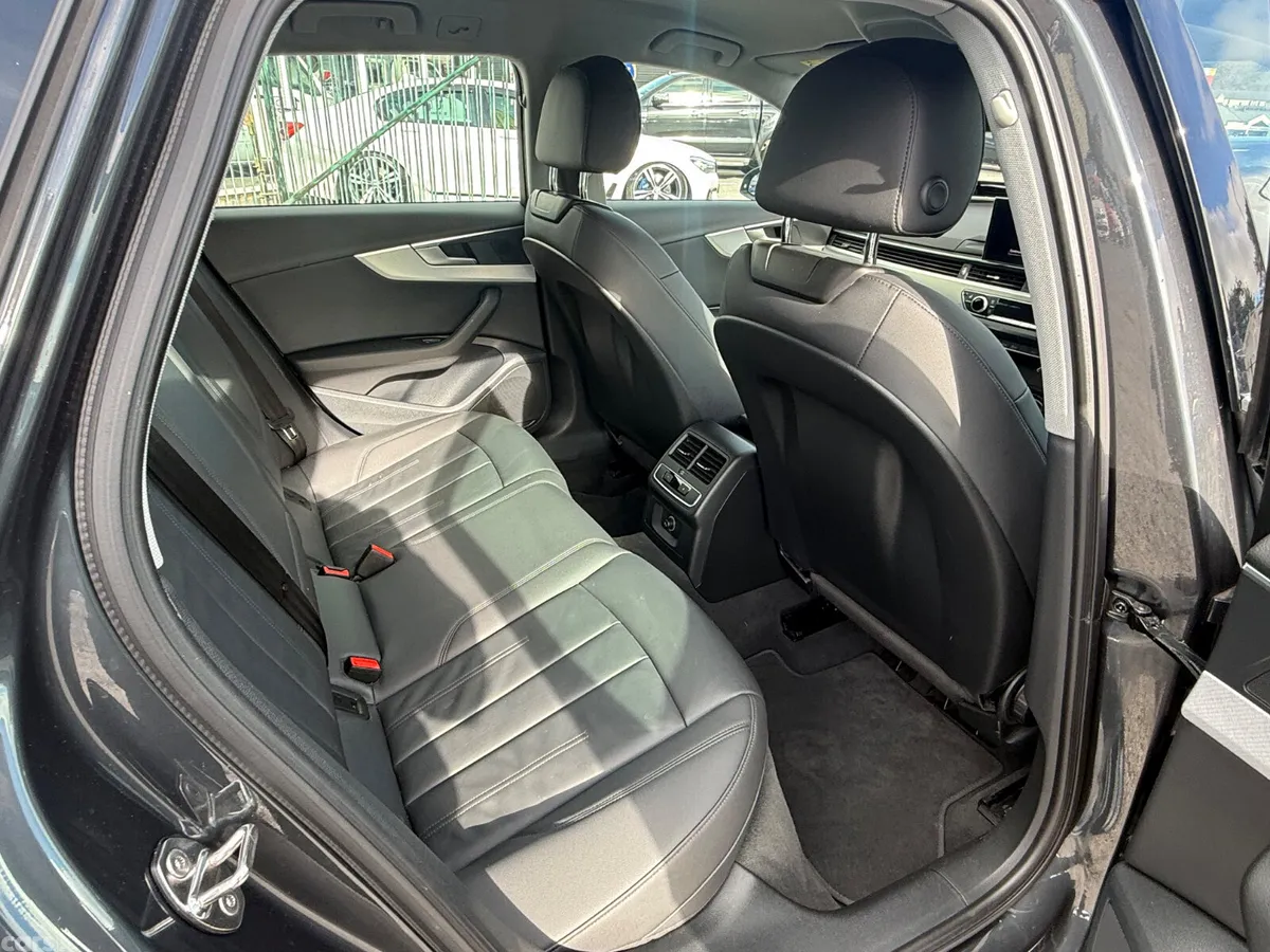 Audi A4 Estate, Diesel, 2022, Grey