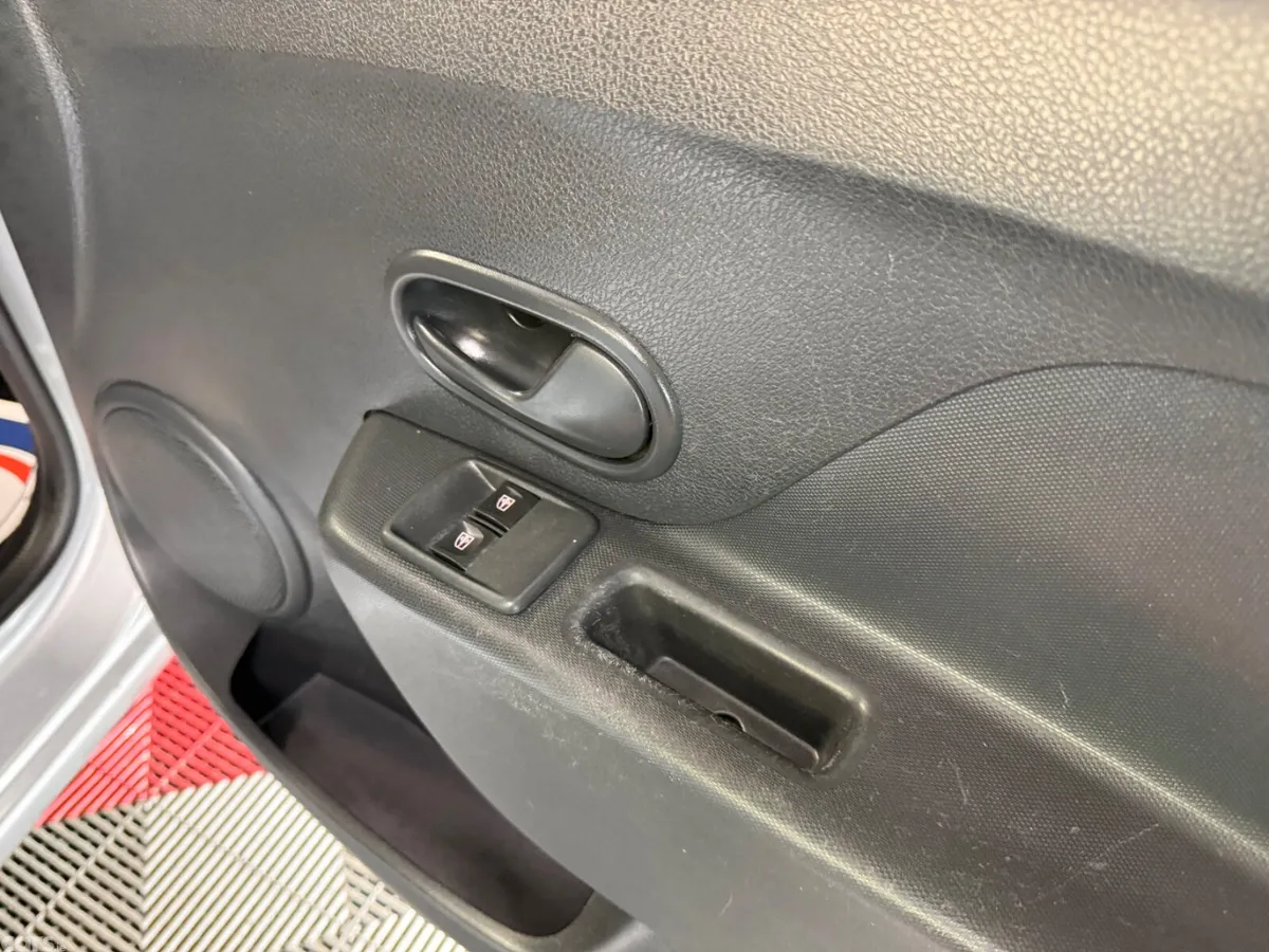 Dacia Logan Estate, Diesel, 2018, Grey