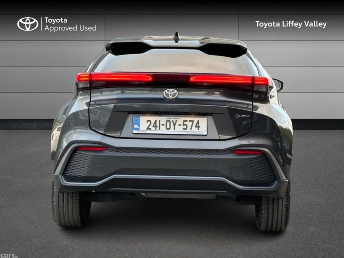 Toyota C-HR SUV, Petrol Hybrid, 2024, Grey