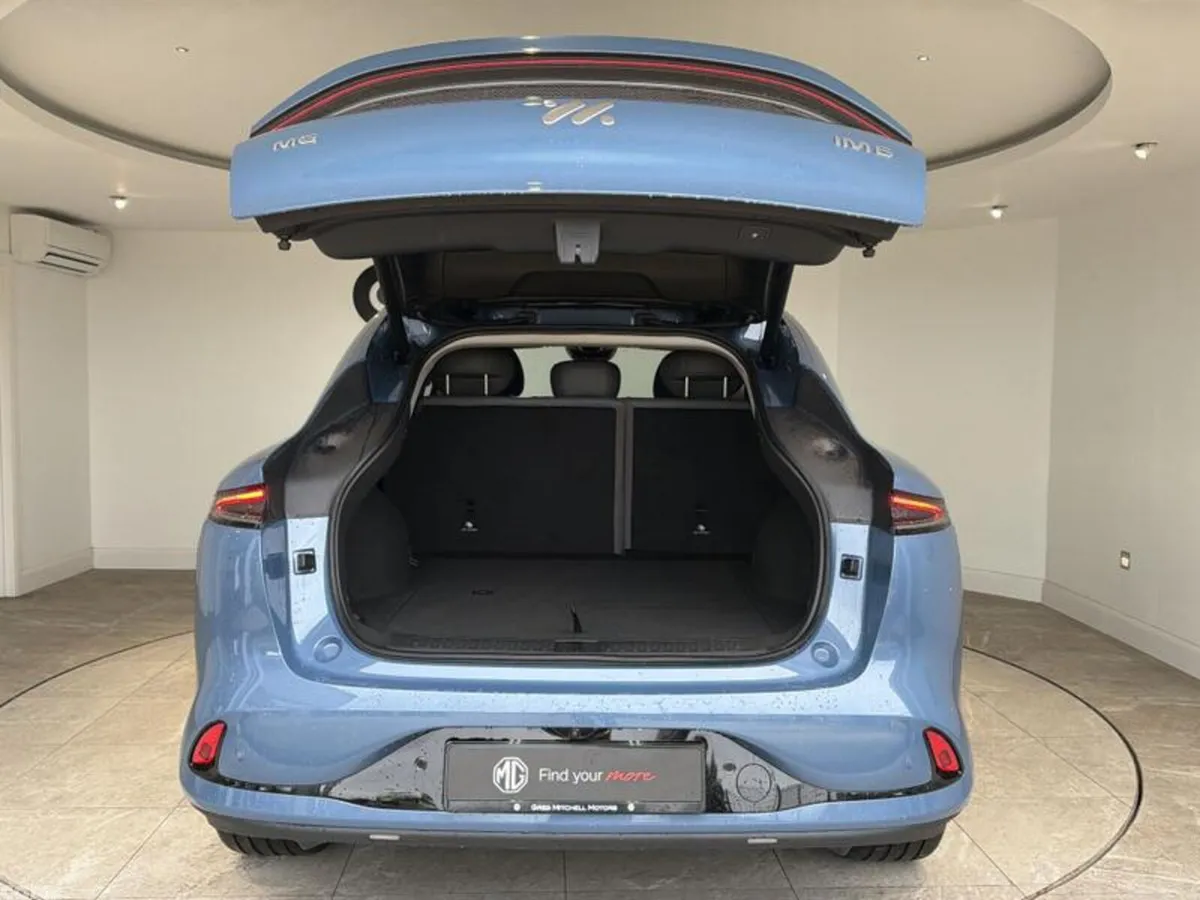 MG IM6 SUV, Electric, 2026, Blue