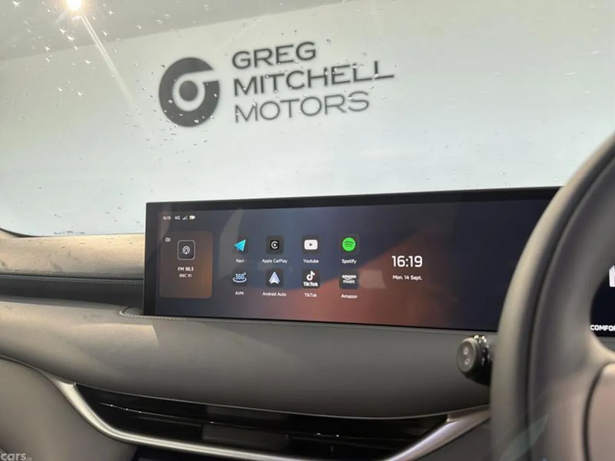 MG IM6 SUV, Electric, 2026, Blue