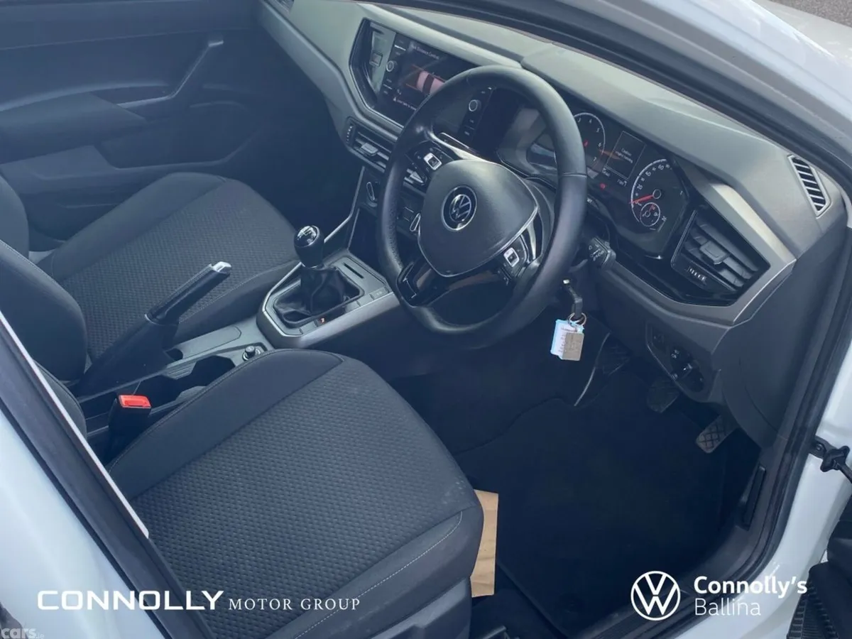 Volkswagen Polo Hatchback, Petrol, 2021, White