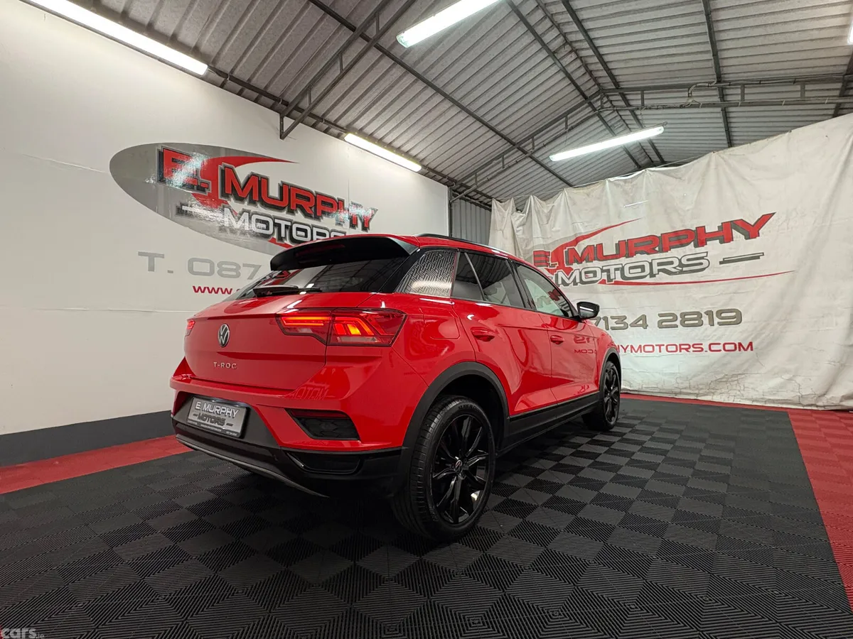 Volkswagen T-Roc SUV, Diesel, 2022, Red