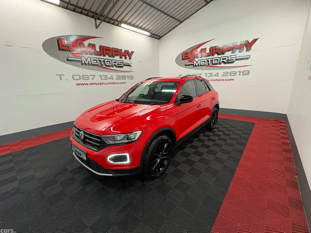 Volkswagen T-Roc SUV, Diesel, 2022, Red