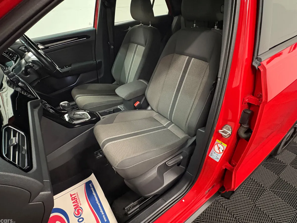 Volkswagen T-Roc SUV, Diesel, 2022, Red