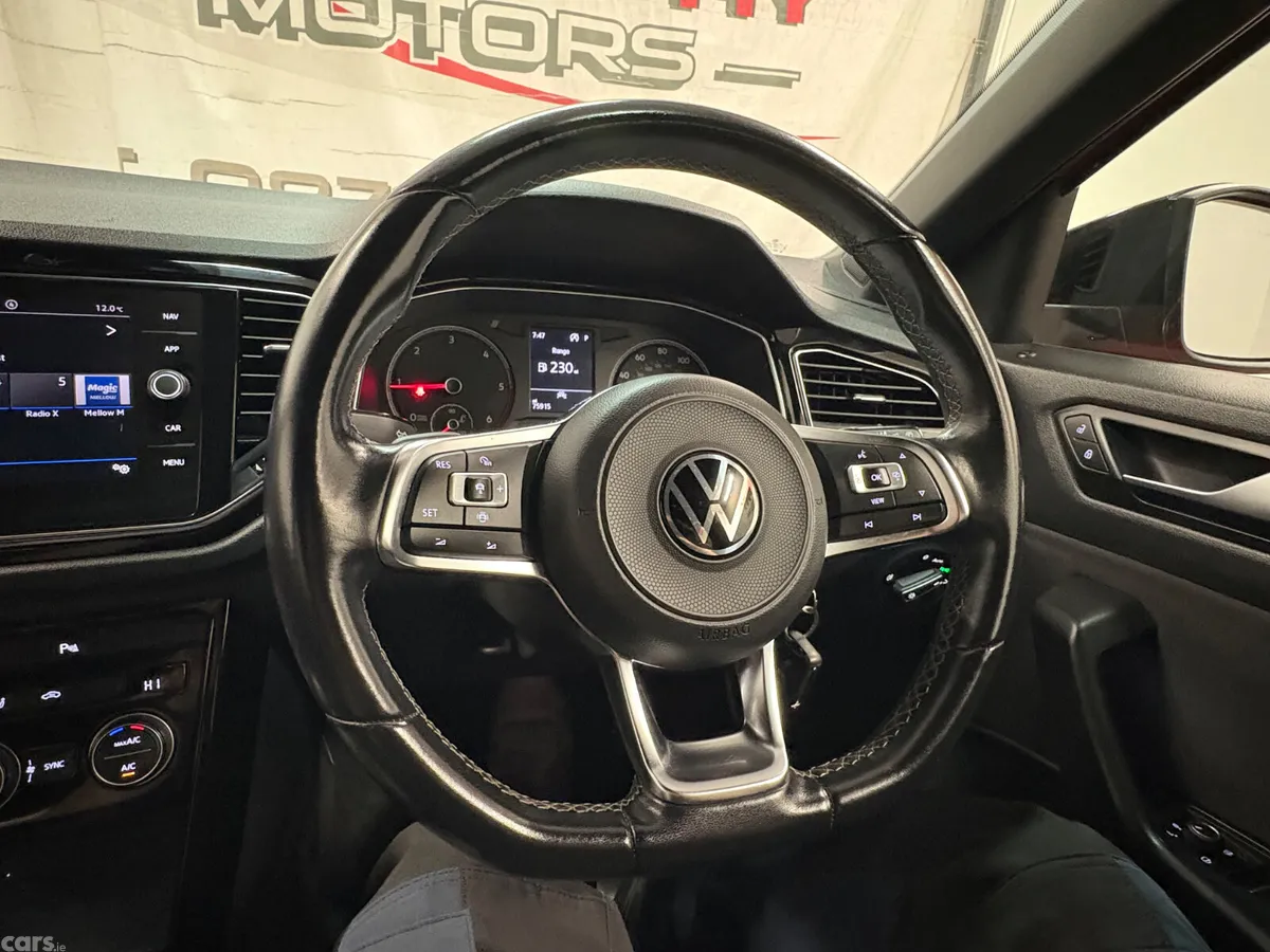 Volkswagen T-Roc SUV, Diesel, 2022, Red