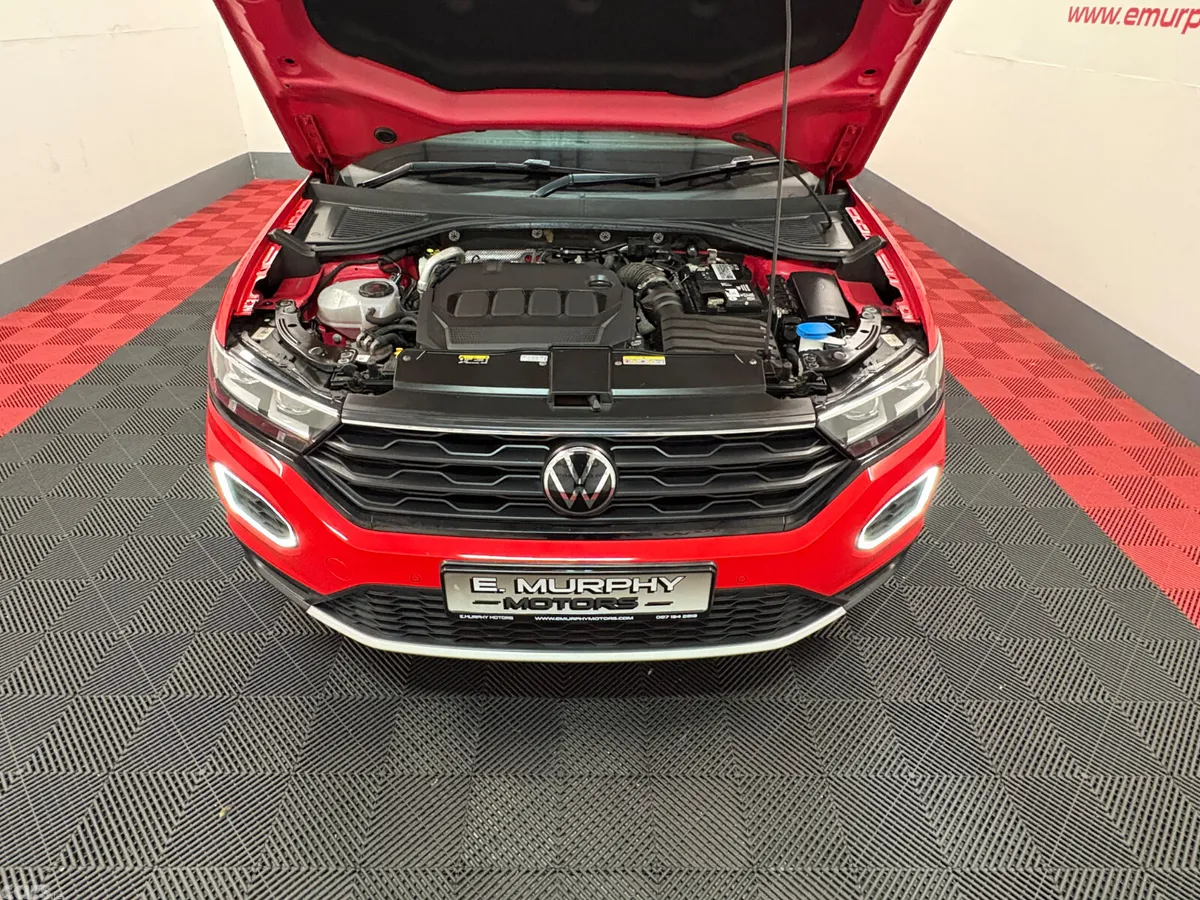 Volkswagen T-Roc SUV, Diesel, 2022, Red