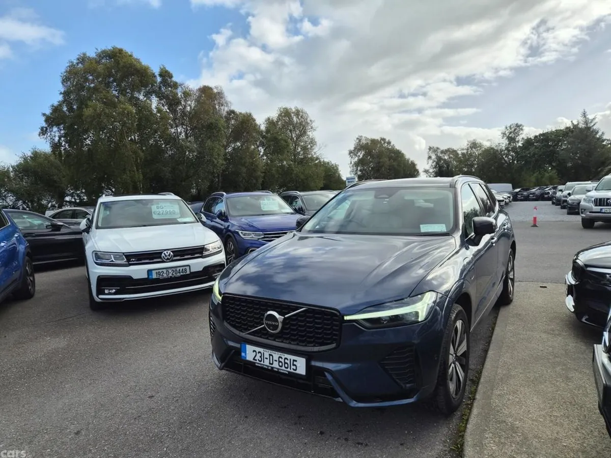 Volvo XC60 Estate, Petrol Plug-in Hybrid, 2023, Blue