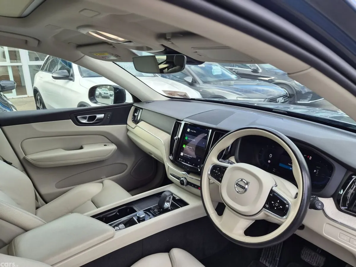 Volvo XC60 Estate, Petrol Plug-in Hybrid, 2023, Blue