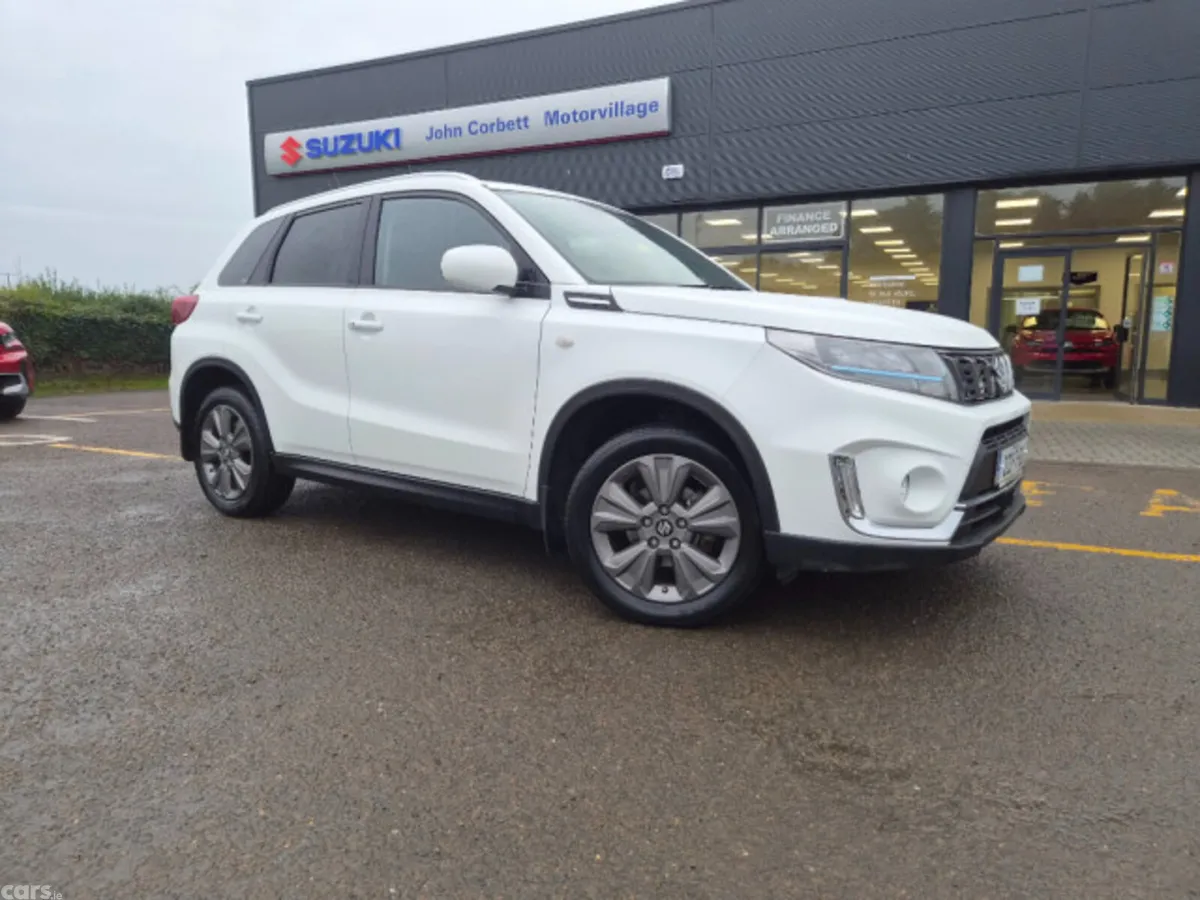 Suzuki Vitara Hatchback, Petrol Hybrid, 2022, White