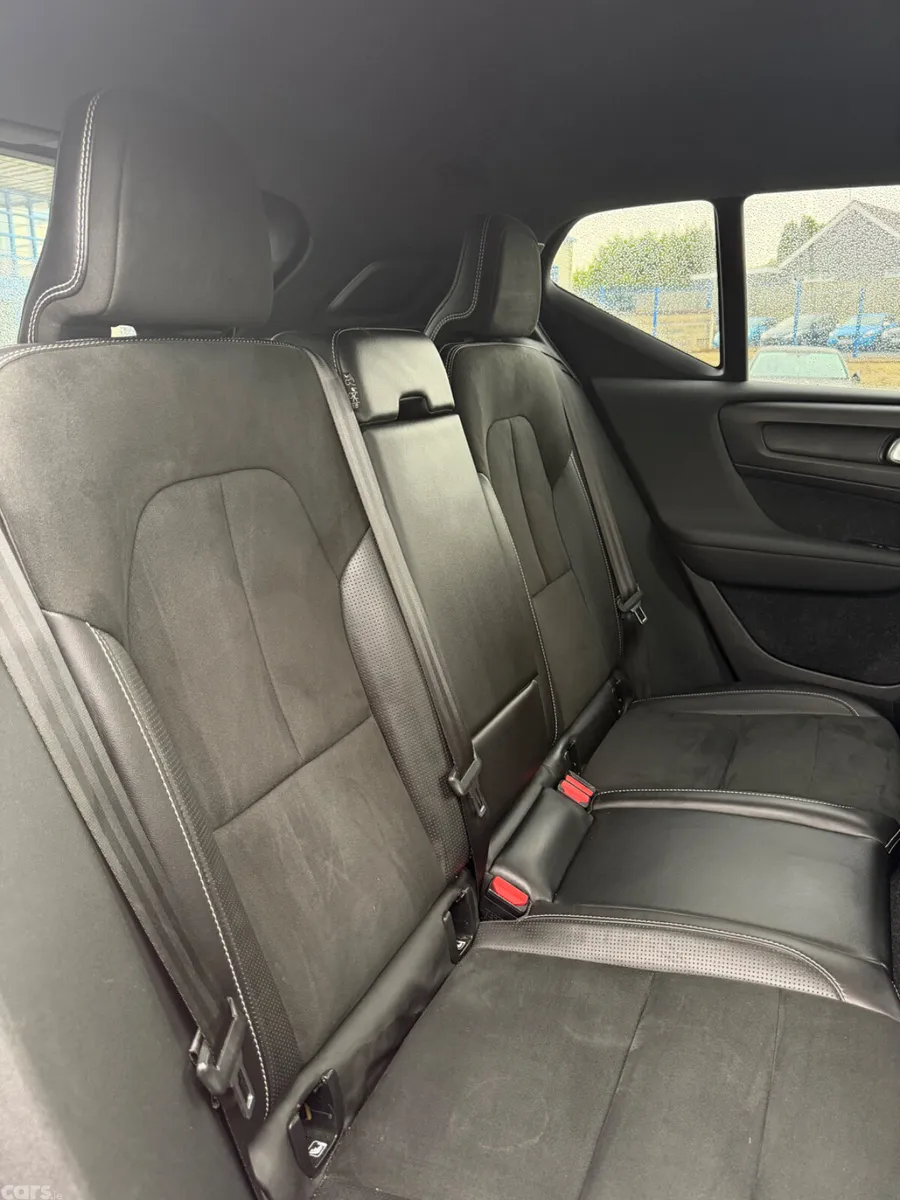 Volvo XC40 SUV, Diesel, 2019, Red
