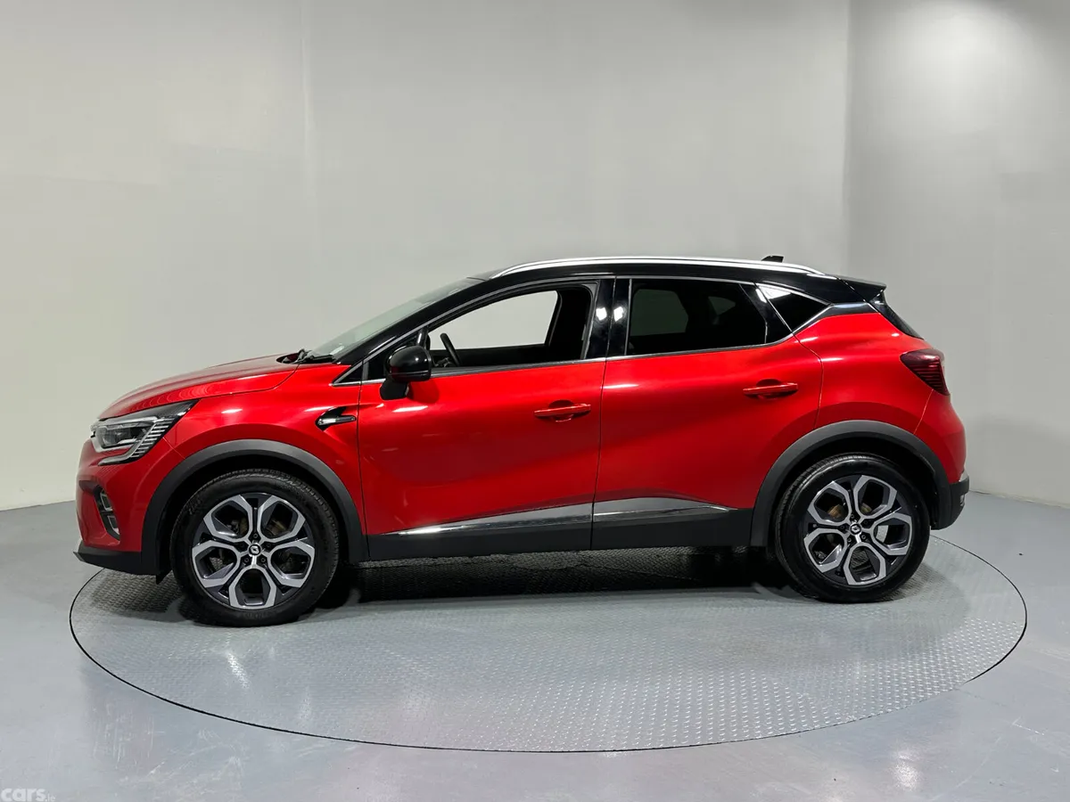 Renault Captur Hatchback, Petrol, 2024, Red