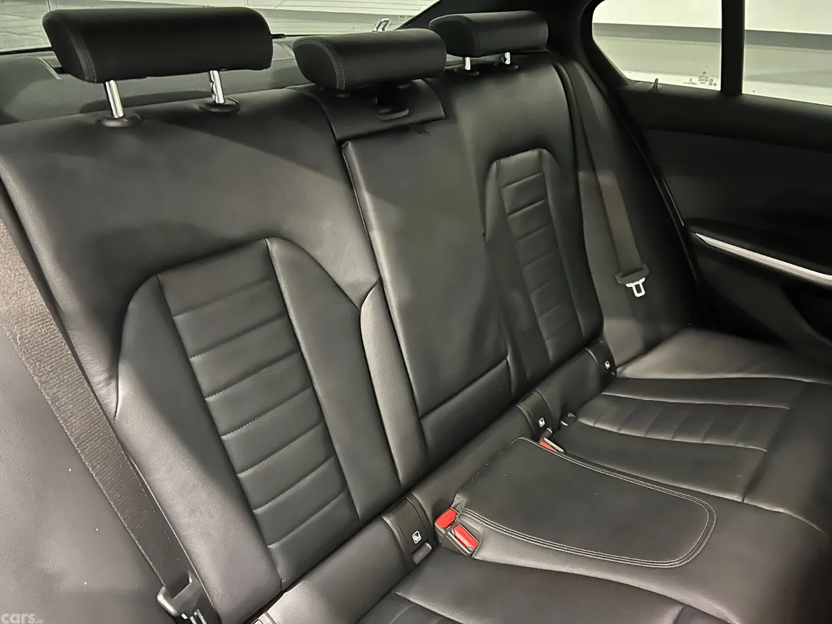 BMW 3-Series Saloon, Petrol Plug-in Hybrid, 2023, Grey