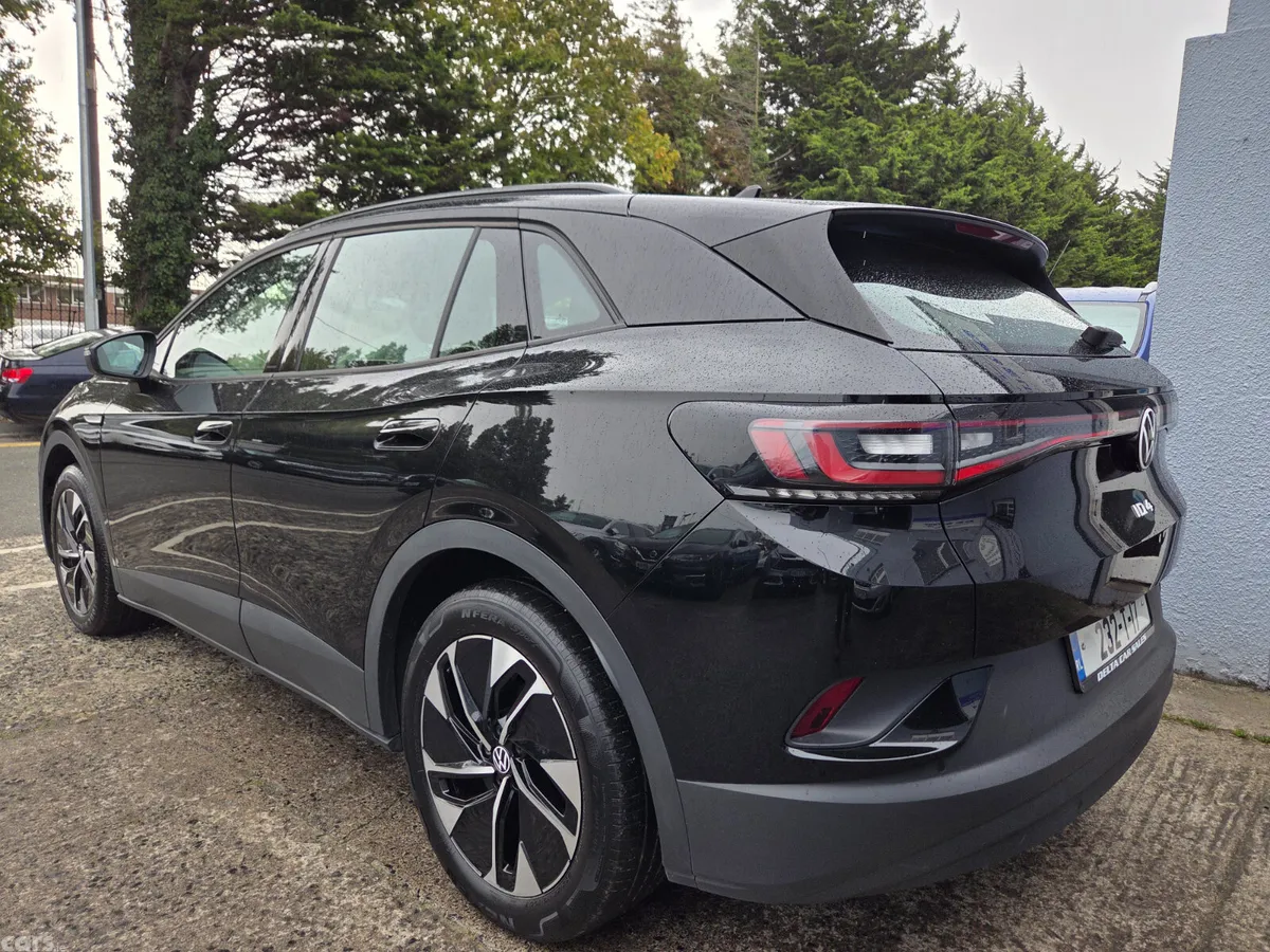 Volkswagen ID.4 Estate, Electric, 2023, Black