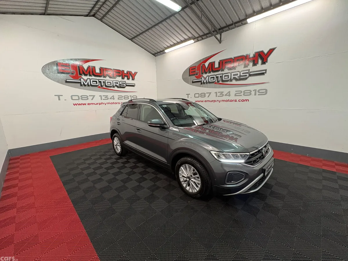 Volkswagen T-Roc SUV, Petrol, 2023, Grey