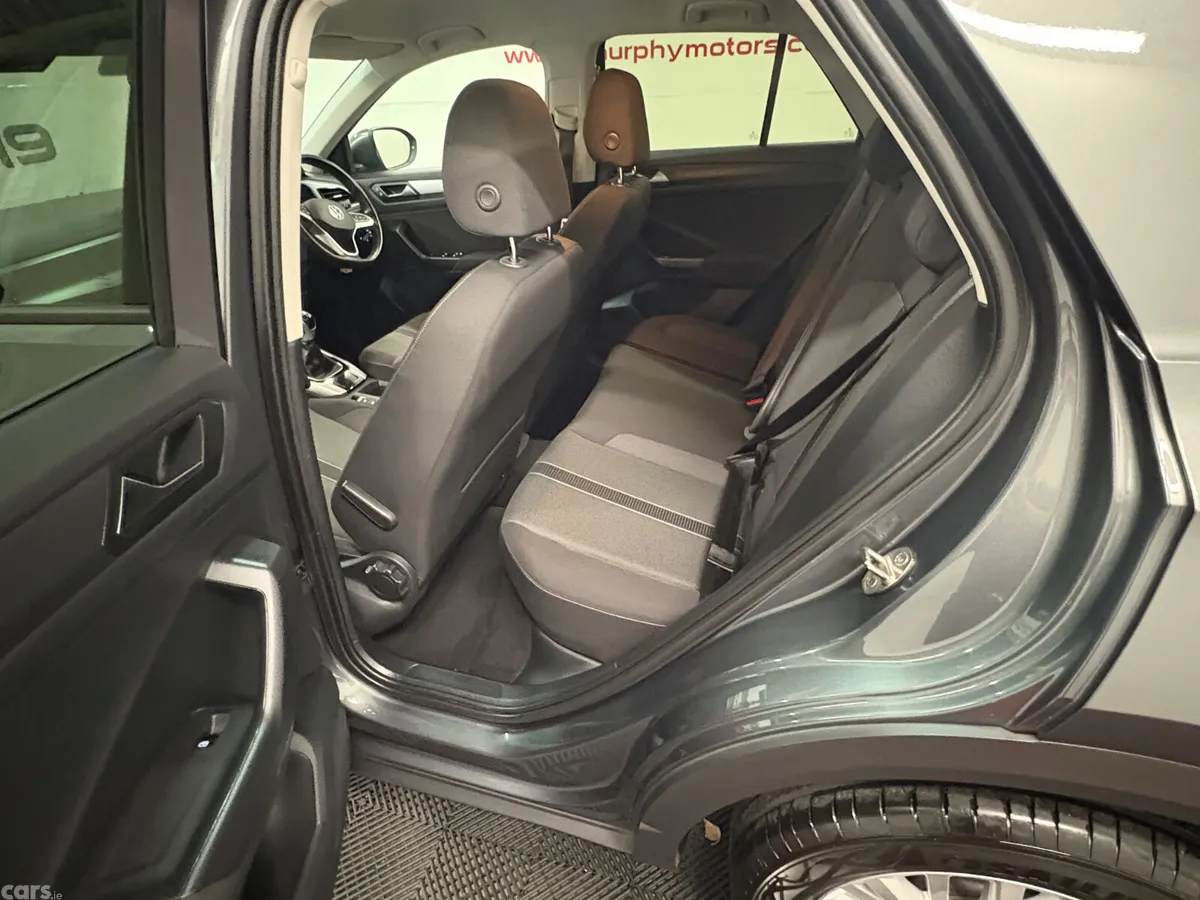 Volkswagen T-Roc SUV, Petrol, 2023, Grey