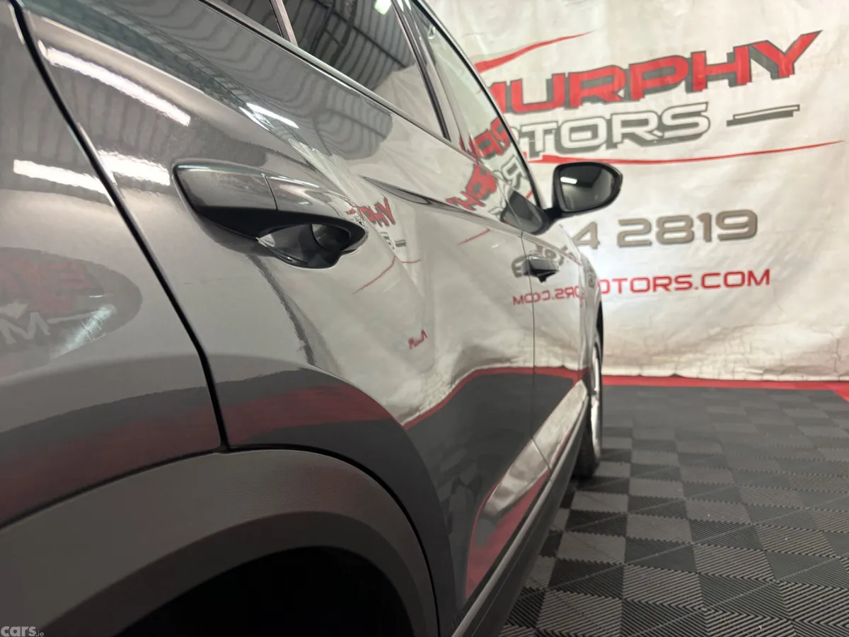 Volkswagen T-Roc SUV, Petrol, 2023, Grey