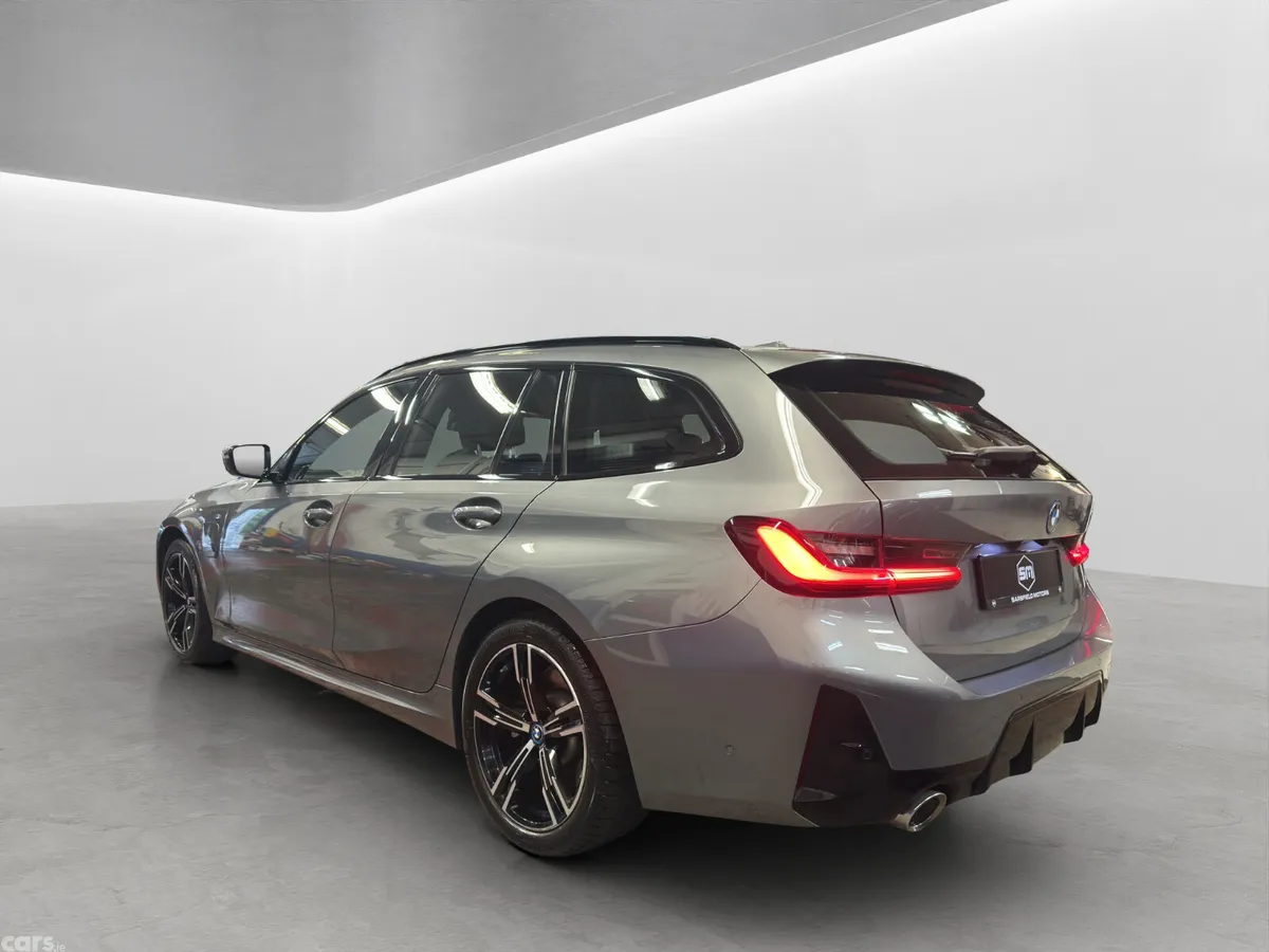 BMW 3-Series Estate, Petrol Plug-in Hybrid, 2023, Grey