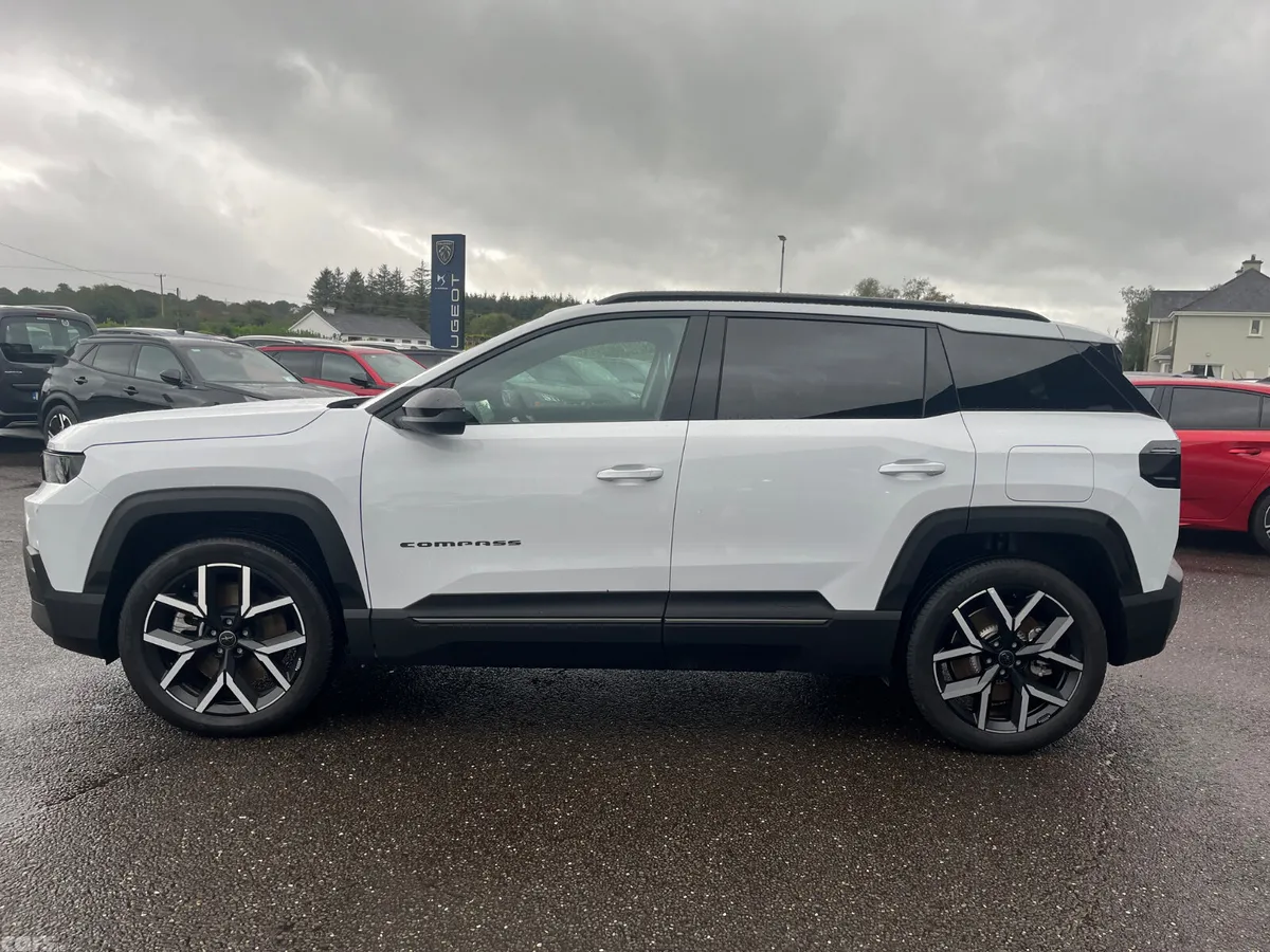 Jeep Compass SUV, Electric, 2026, White