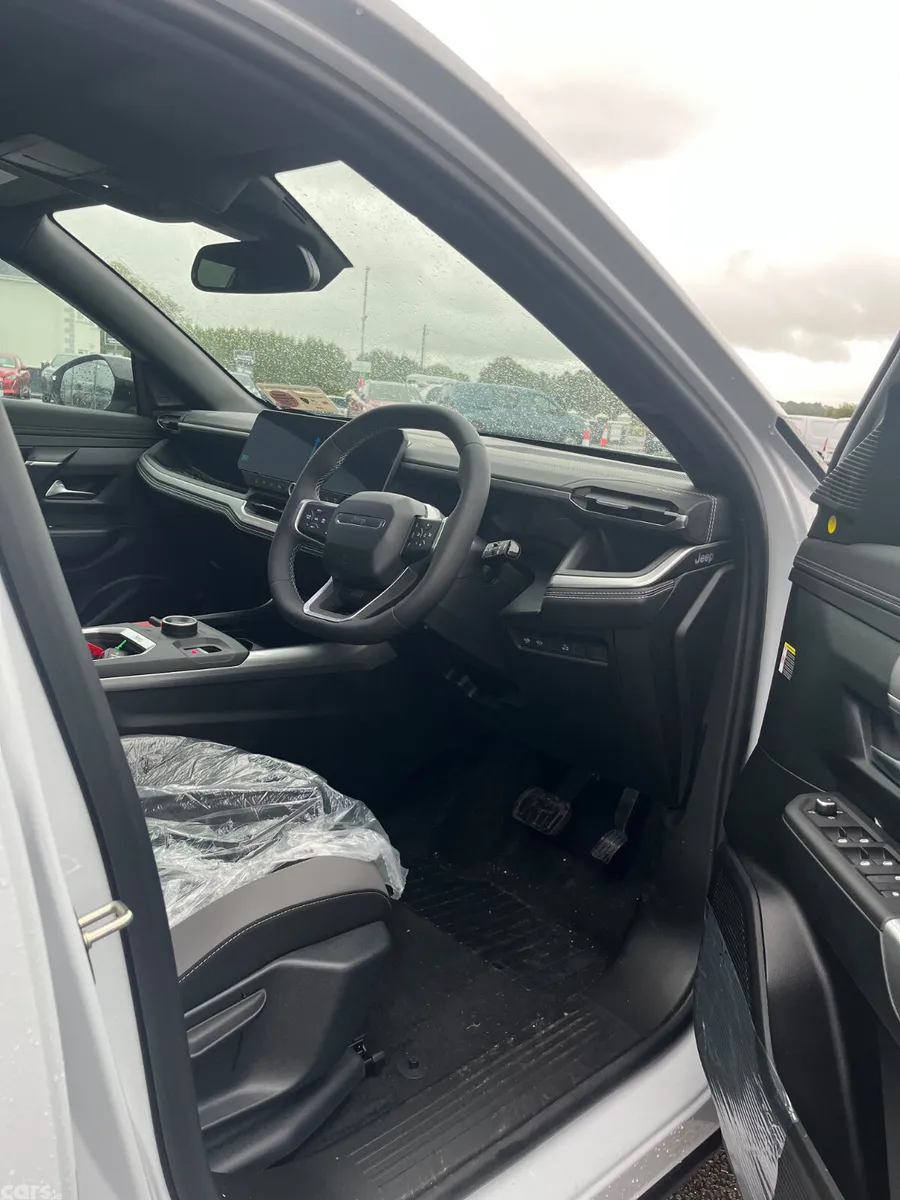 Jeep Compass SUV, Electric, 2026, White