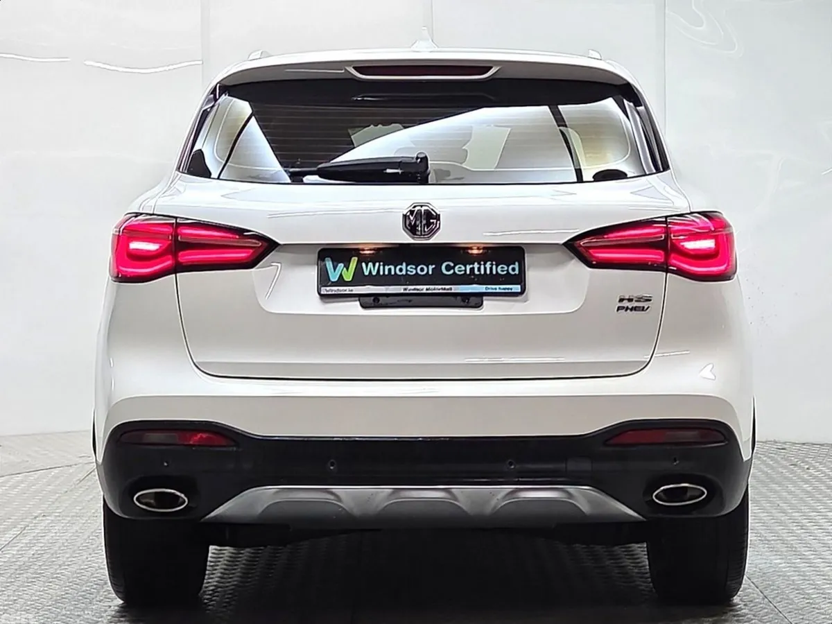 MG HS Hatchback, Petrol Plug-in Hybrid, 2022, White