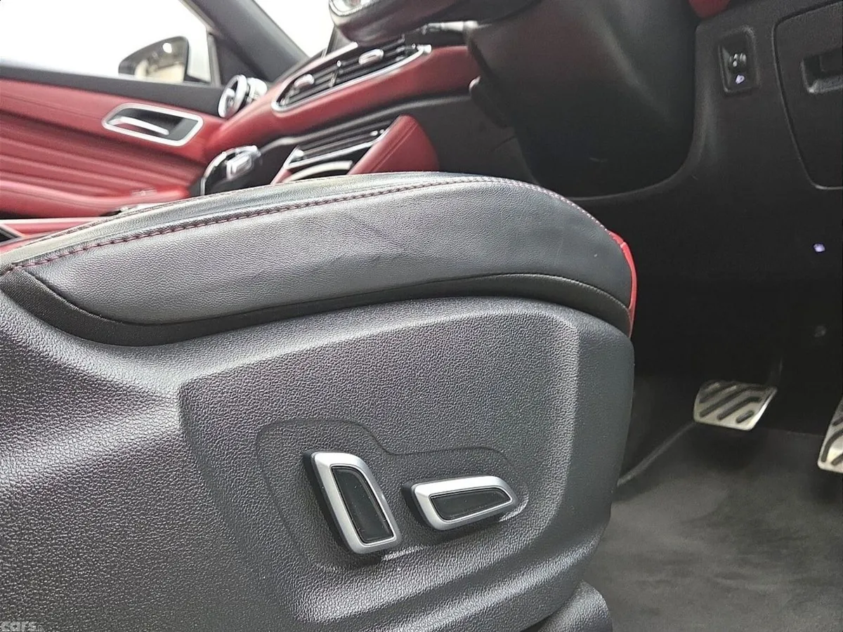 MG HS Hatchback, Petrol Plug-in Hybrid, 2022, White