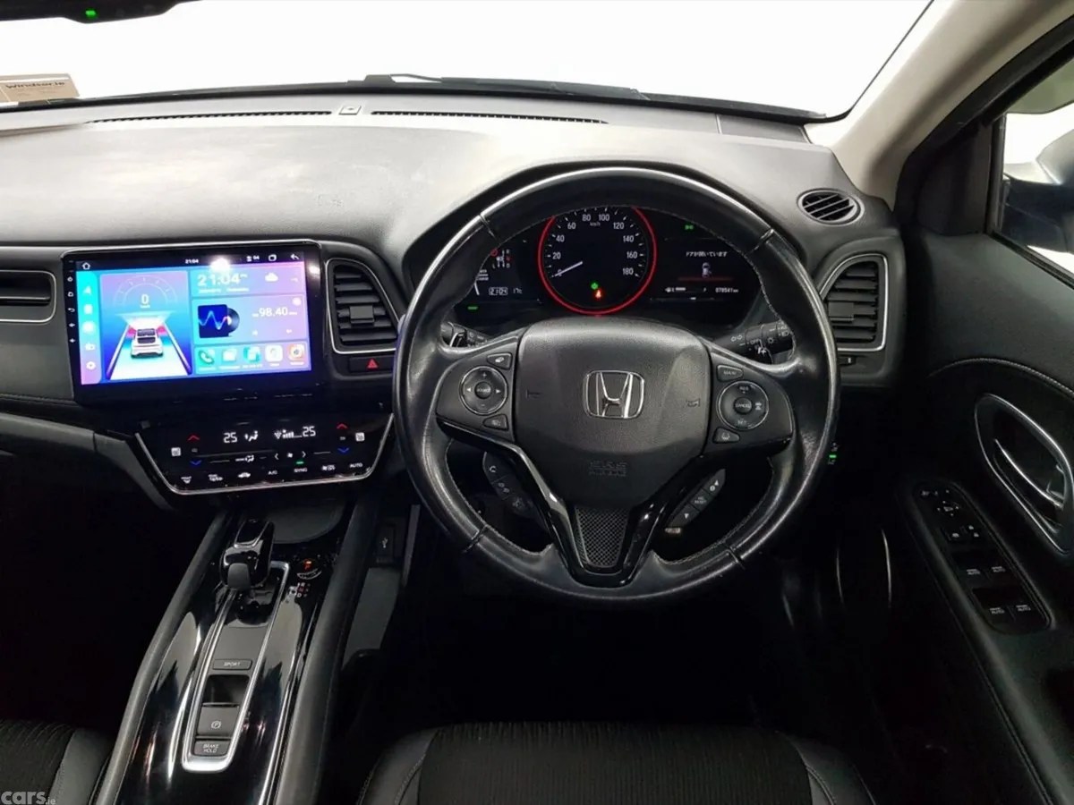 Honda Vezel SUV, Petrol Hybrid, 2018, Silver