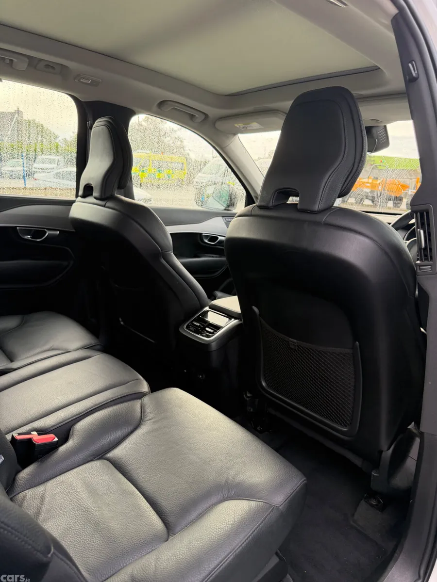 Volvo XC90 SUV, Diesel Hybrid, 2023, Silver