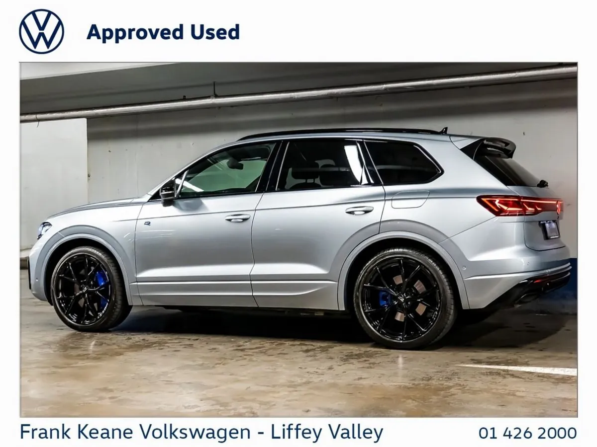 Volkswagen Touareg SUV, Petrol Plug-in Hybrid, 2026, Silver