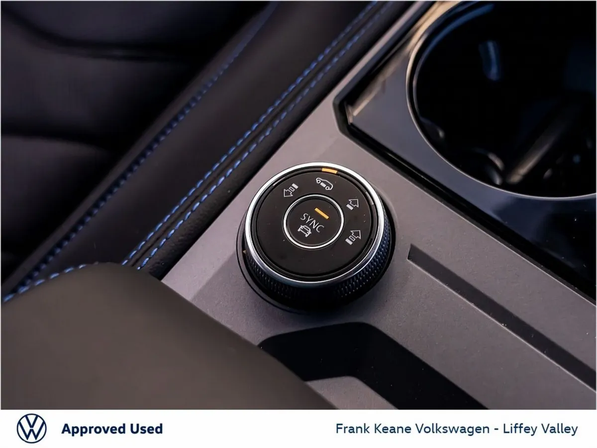 Volkswagen Touareg SUV, Petrol Plug-in Hybrid, 2026, Silver