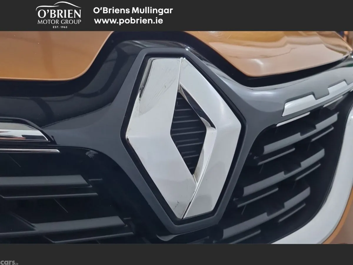 Renault Captur Hatchback, Diesel, 2021, Orange