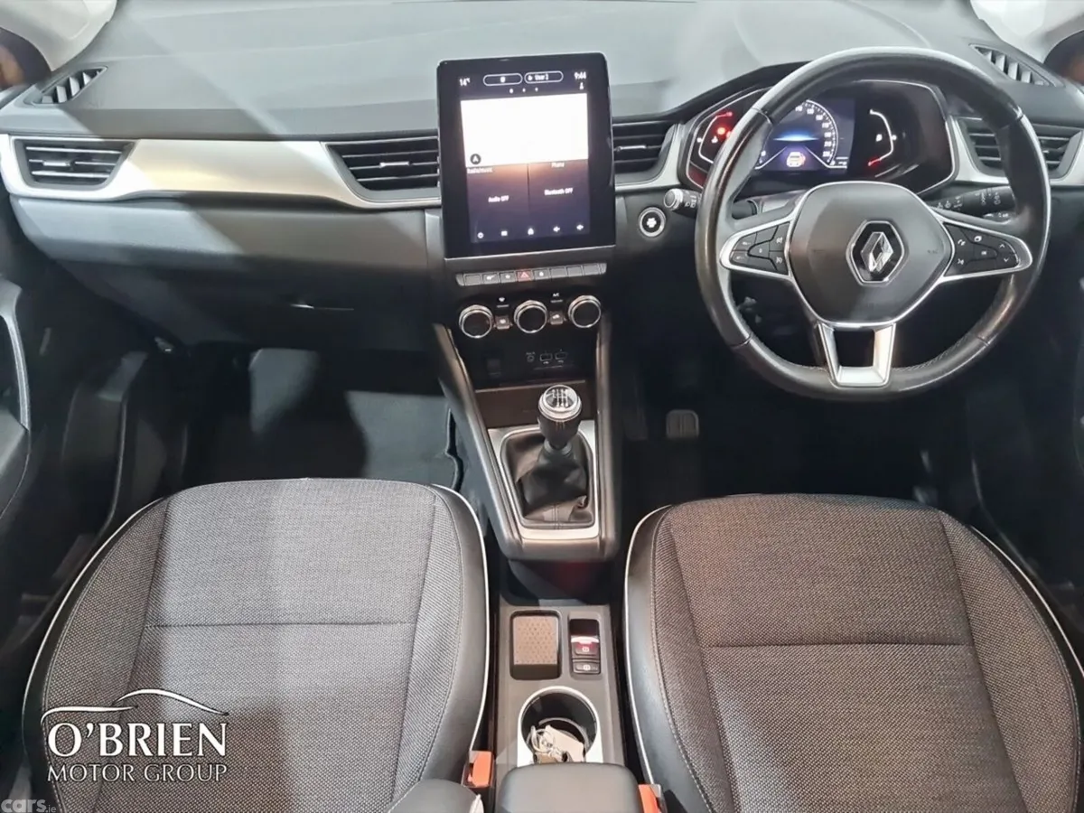 Renault Captur Hatchback, Diesel, 2021, Orange