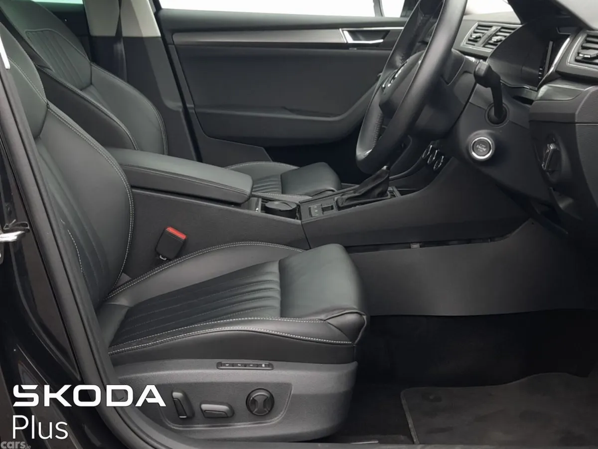 Skoda Superb Saloon, Diesel, 2024, Black