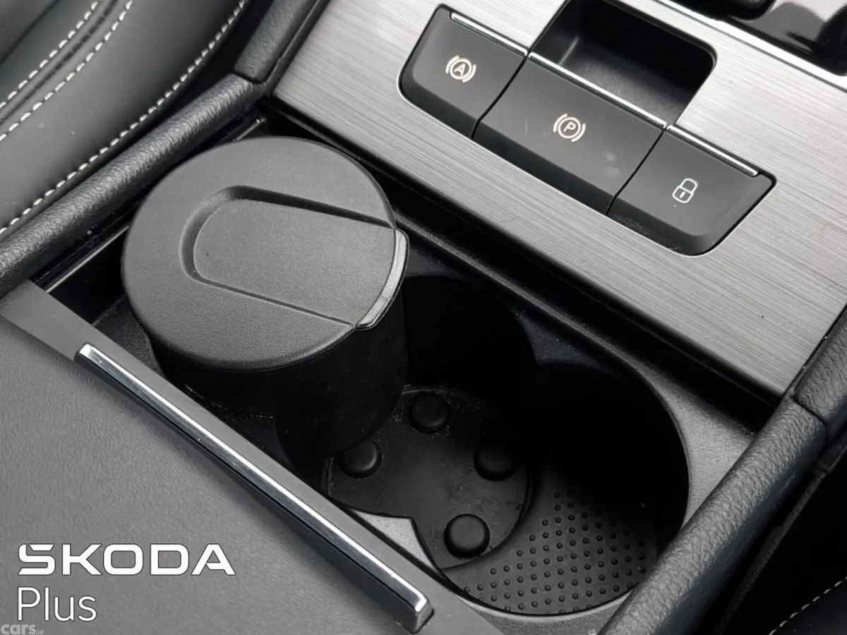 Skoda Superb Saloon, Diesel, 2024, Black