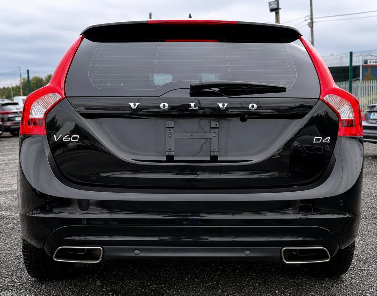 Volvo V60 Estate, Diesel, 2016, Black