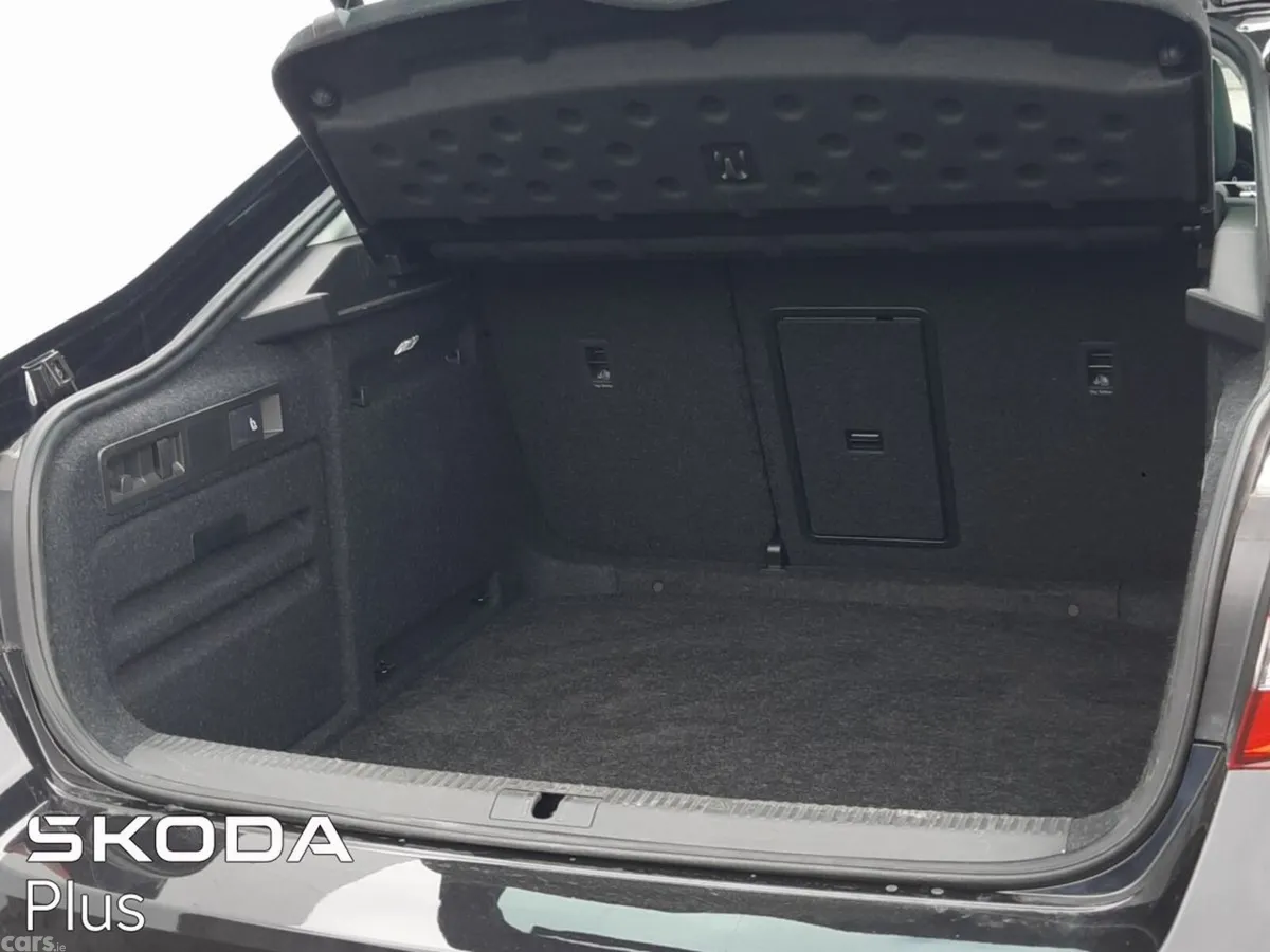 Skoda Superb Saloon, Diesel, 2024, Black