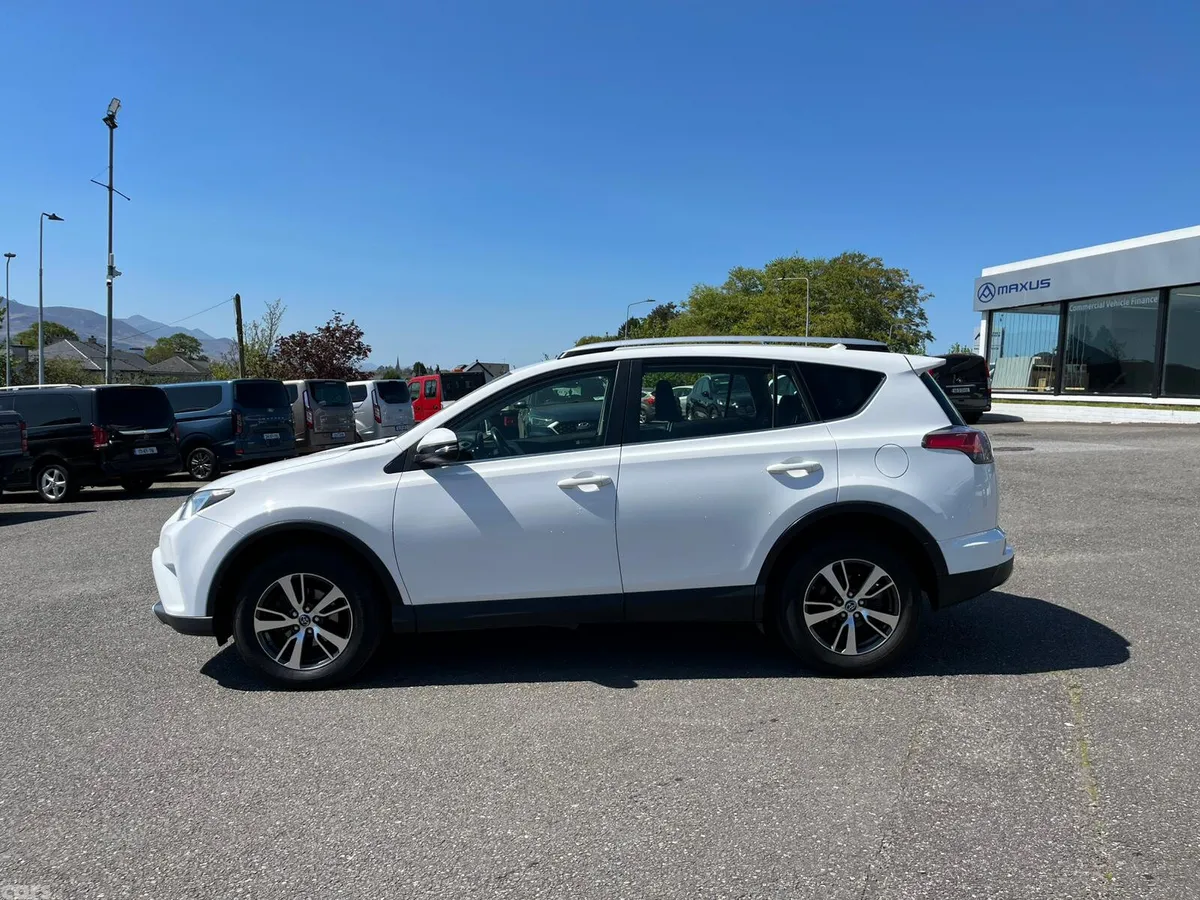 Toyota RAV4 SUV, Diesel, 2016, White