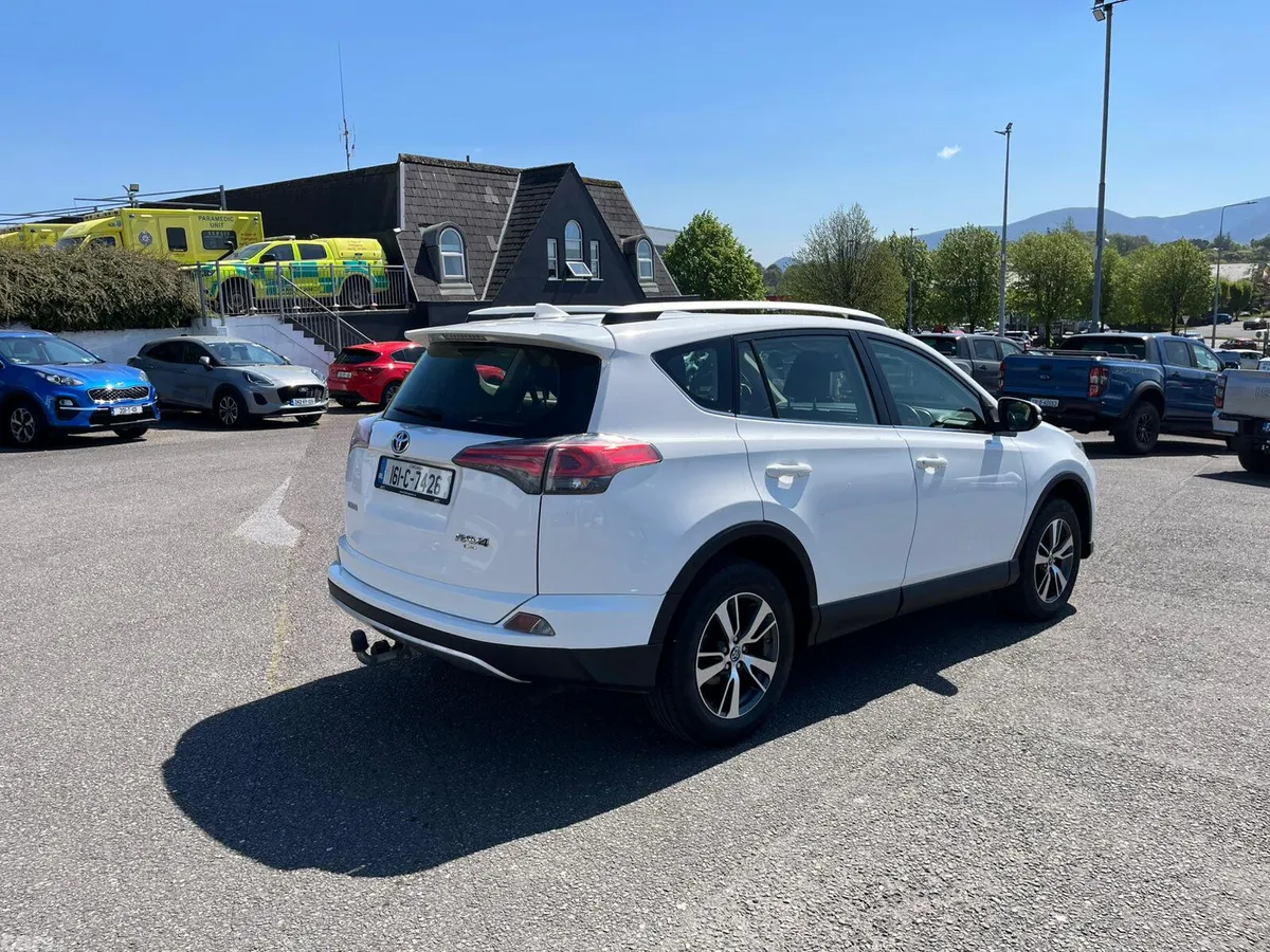 Toyota RAV4 SUV, Diesel, 2016, White
