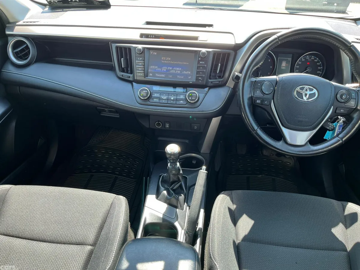 Toyota RAV4 SUV, Diesel, 2016, White
