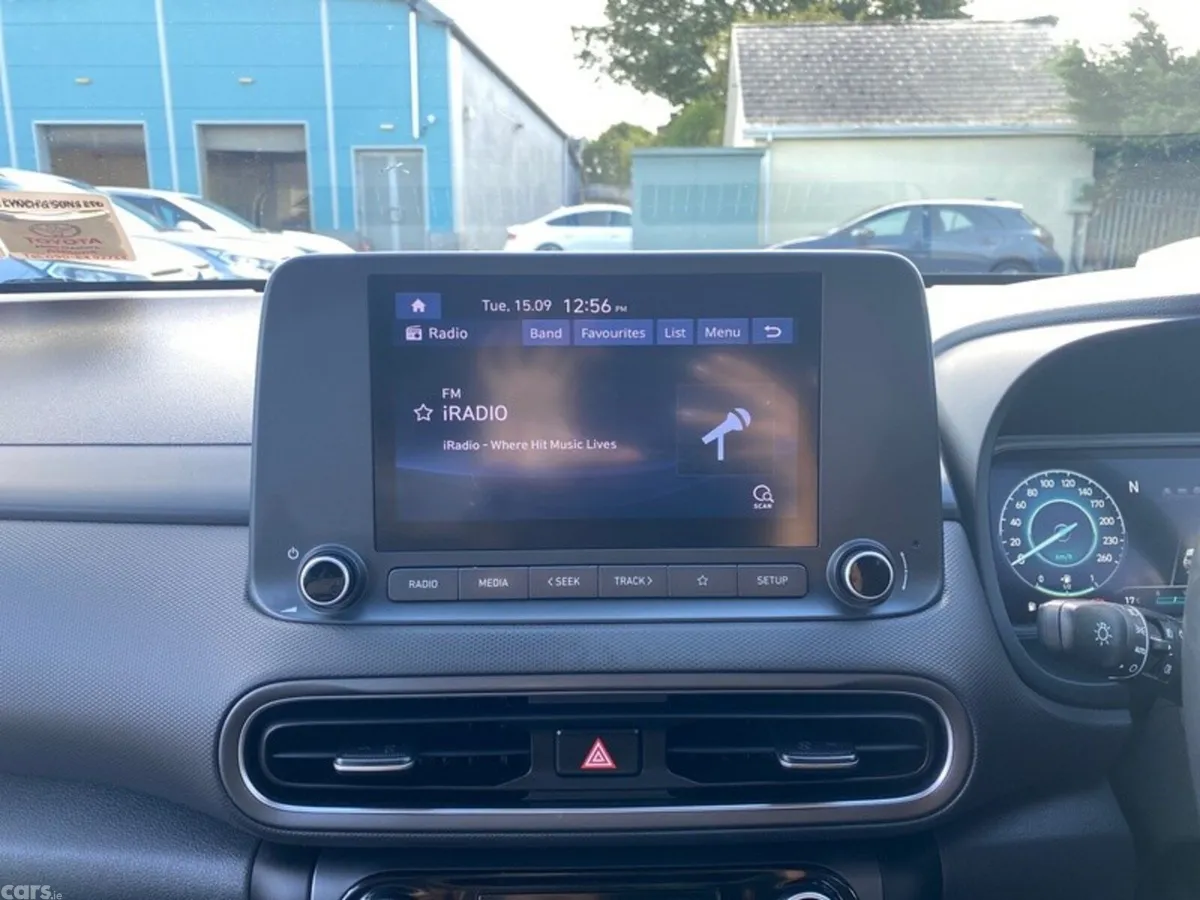 Hyundai KONA MPV, Diesel, 2021, Green