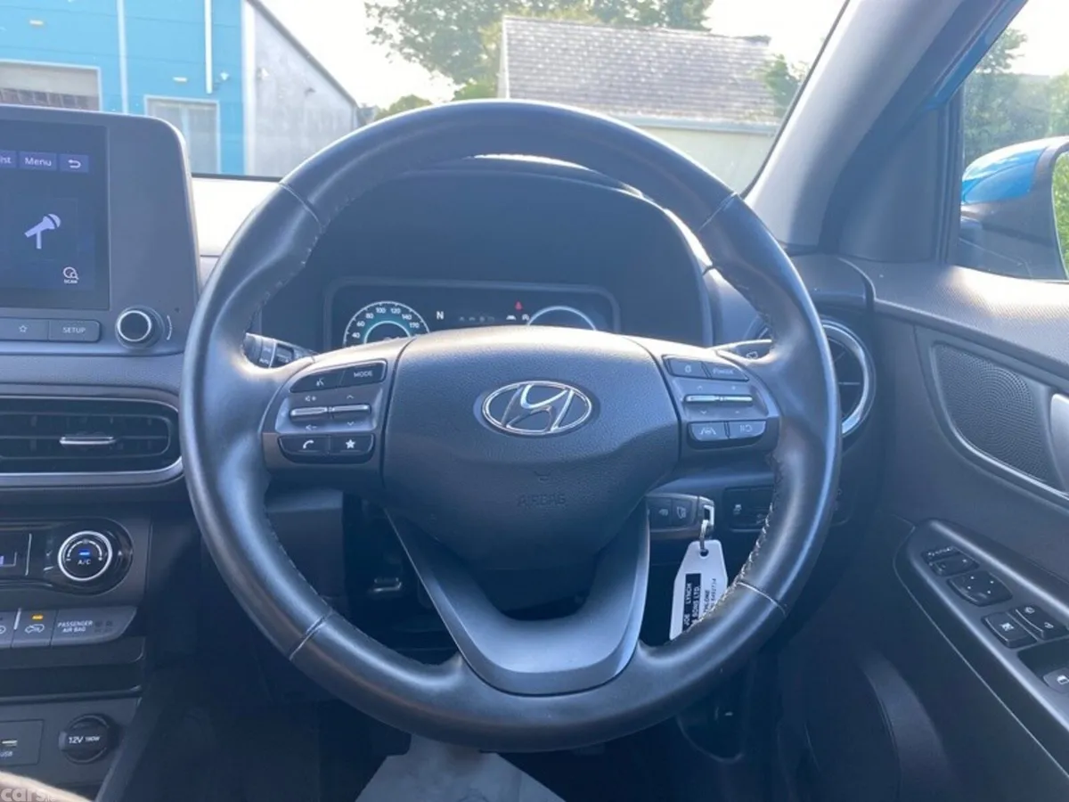 Hyundai KONA MPV, Diesel, 2021, Green