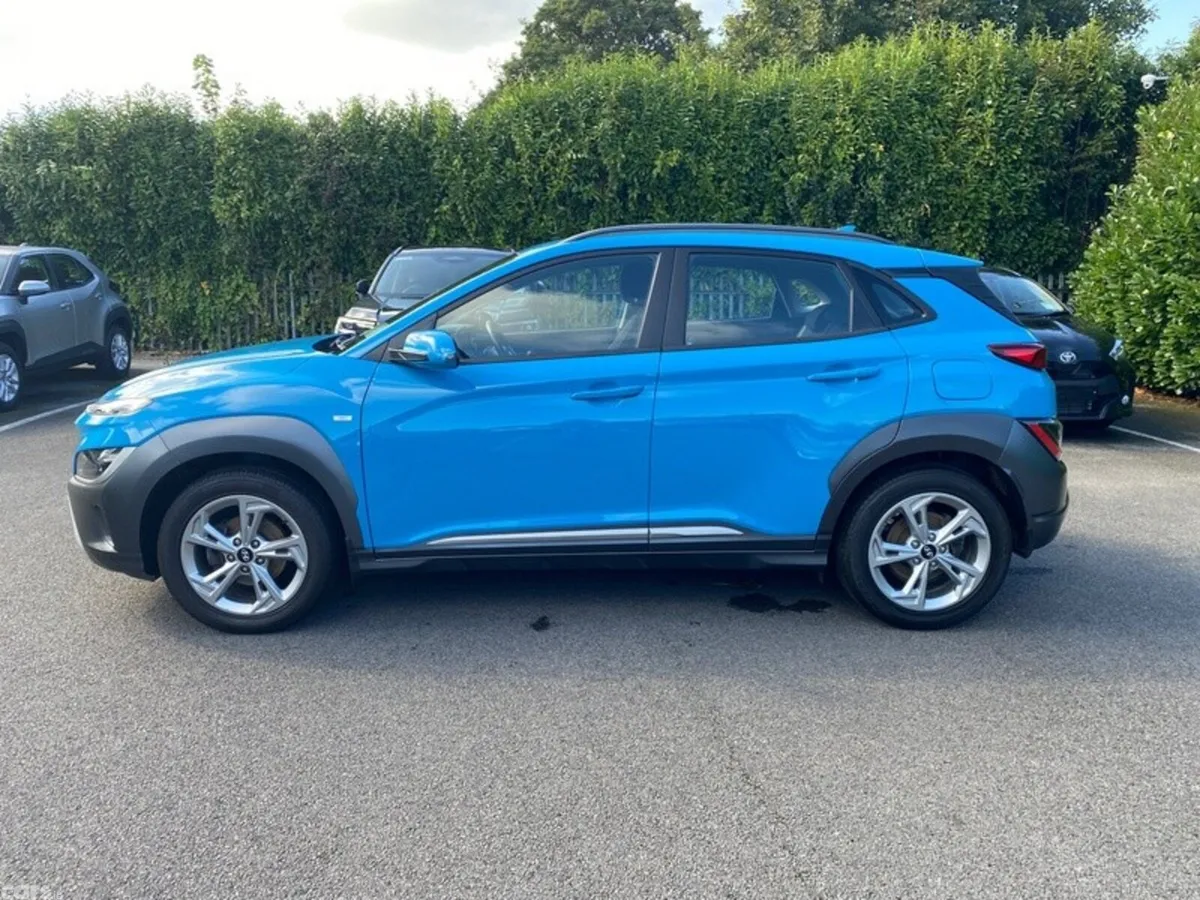 Hyundai KONA MPV, Diesel, 2021, Green