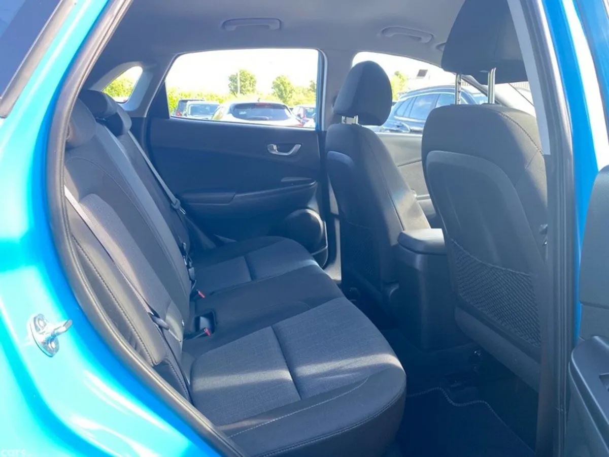 Hyundai KONA MPV, Diesel, 2021, Green