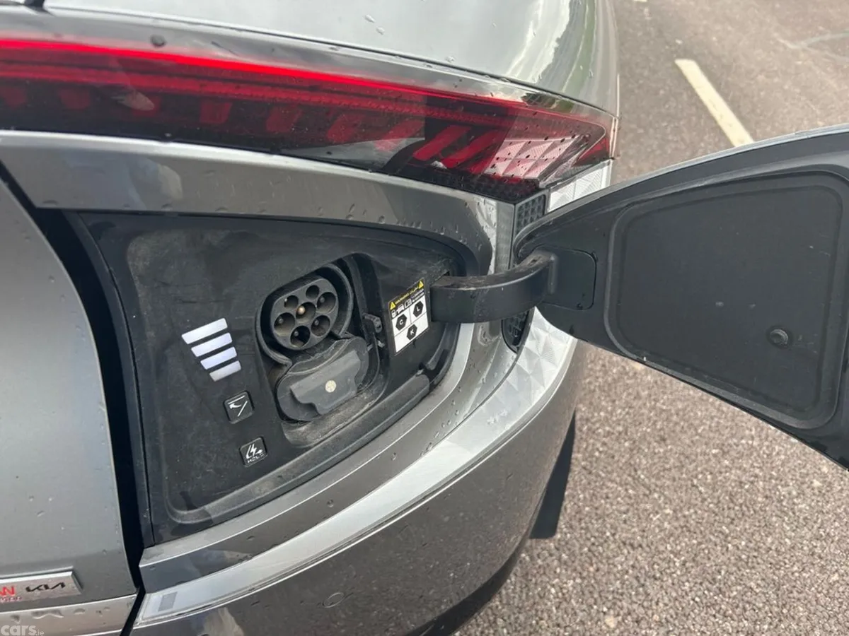 Kia EV6 Hatchback, Electric, 2023, Grey