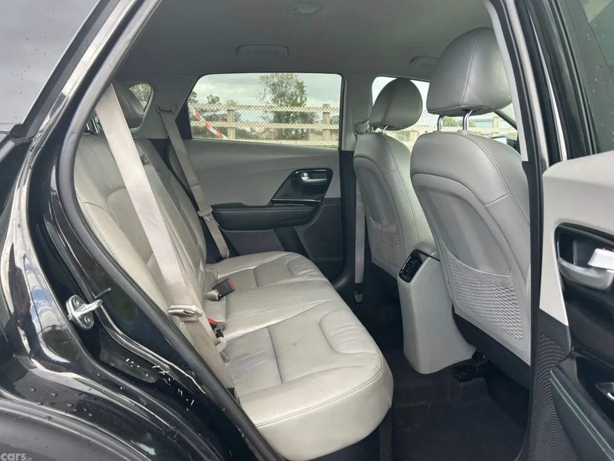 Kia Niro Estate, Petrol Plug-in Hybrid, 2019, Black