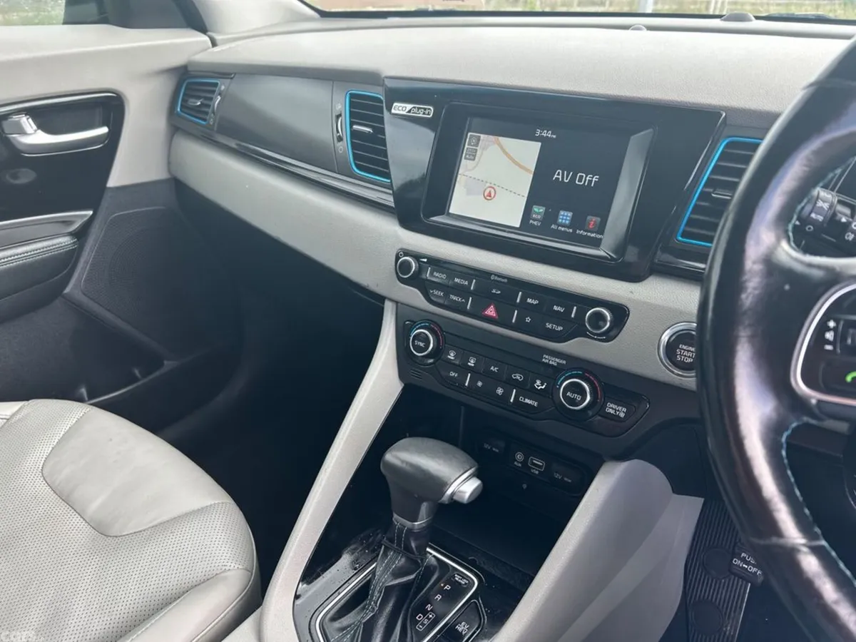 Kia Niro Estate, Petrol Plug-in Hybrid, 2019, Black