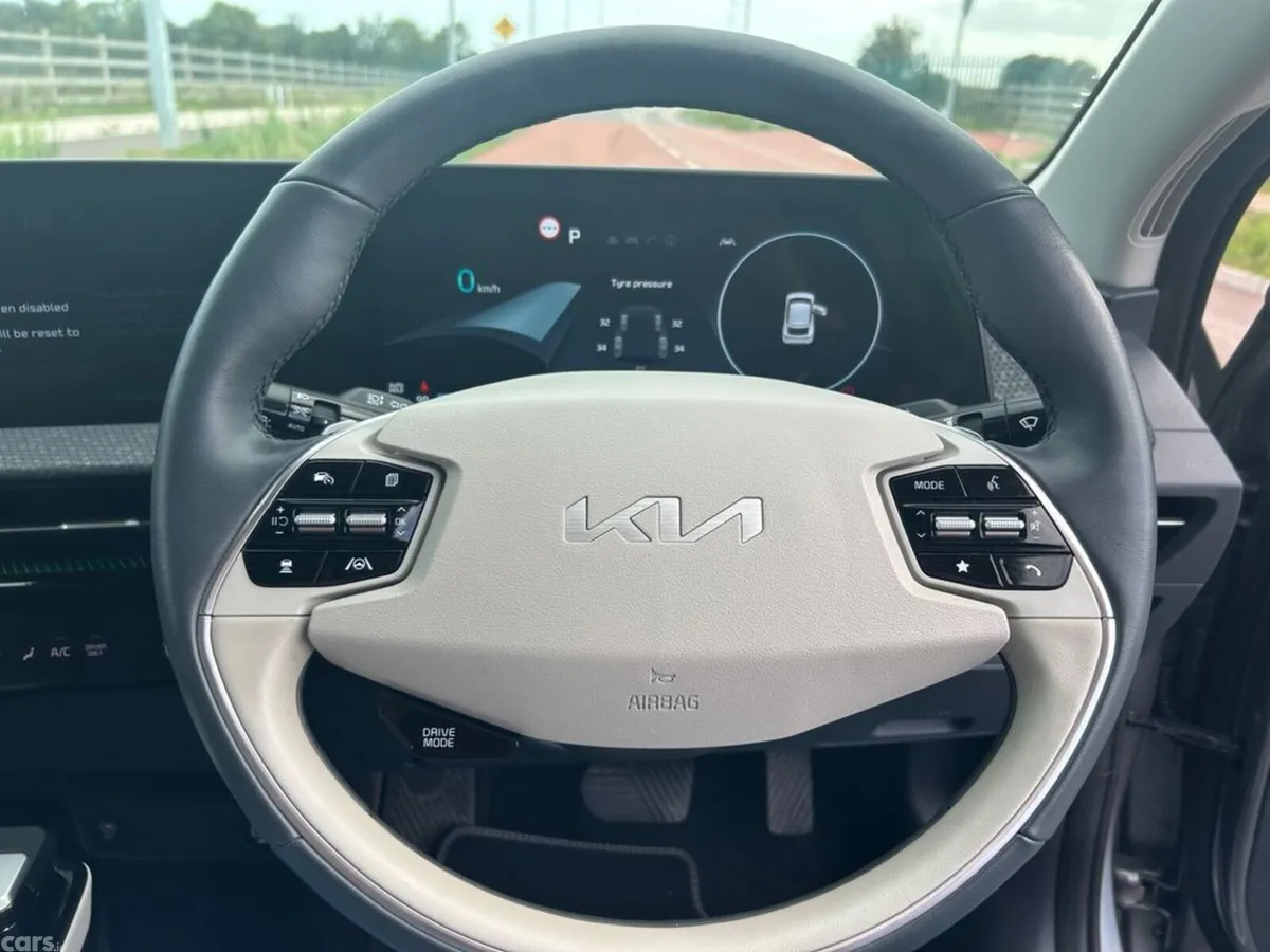 Kia EV6 Hatchback, Electric, 2023, Grey