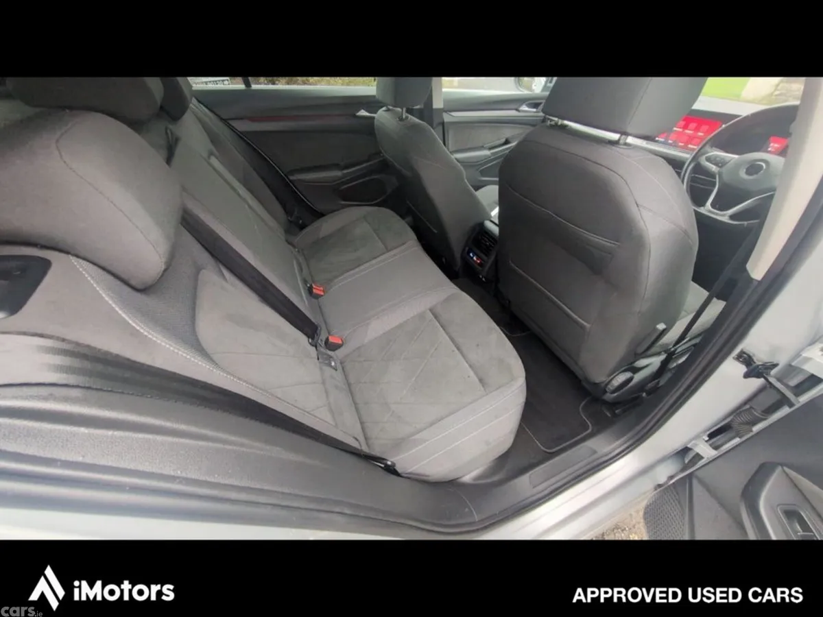 Volkswagen Golf Hatchback, Petrol Hybrid, 2022, Silver