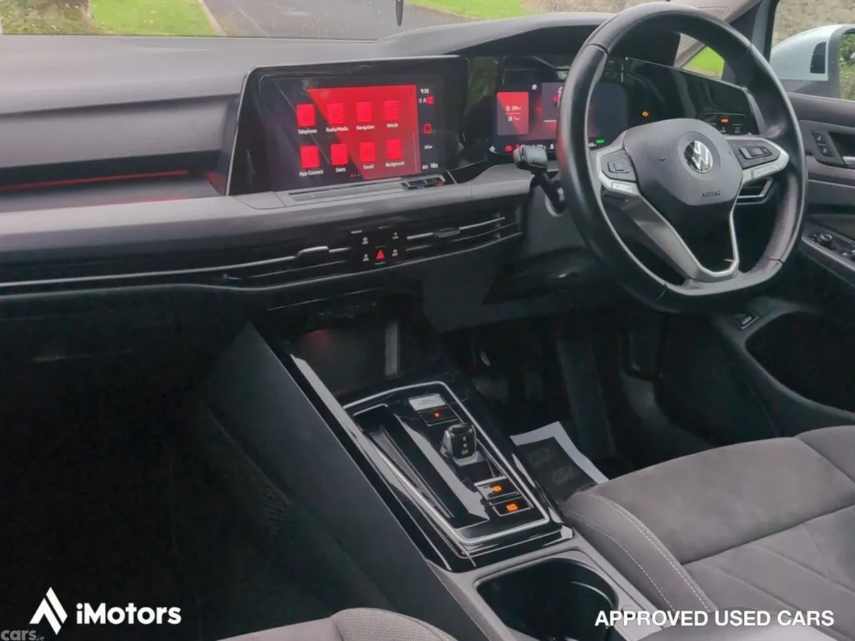 Volkswagen Golf Hatchback, Petrol Hybrid, 2022, Silver