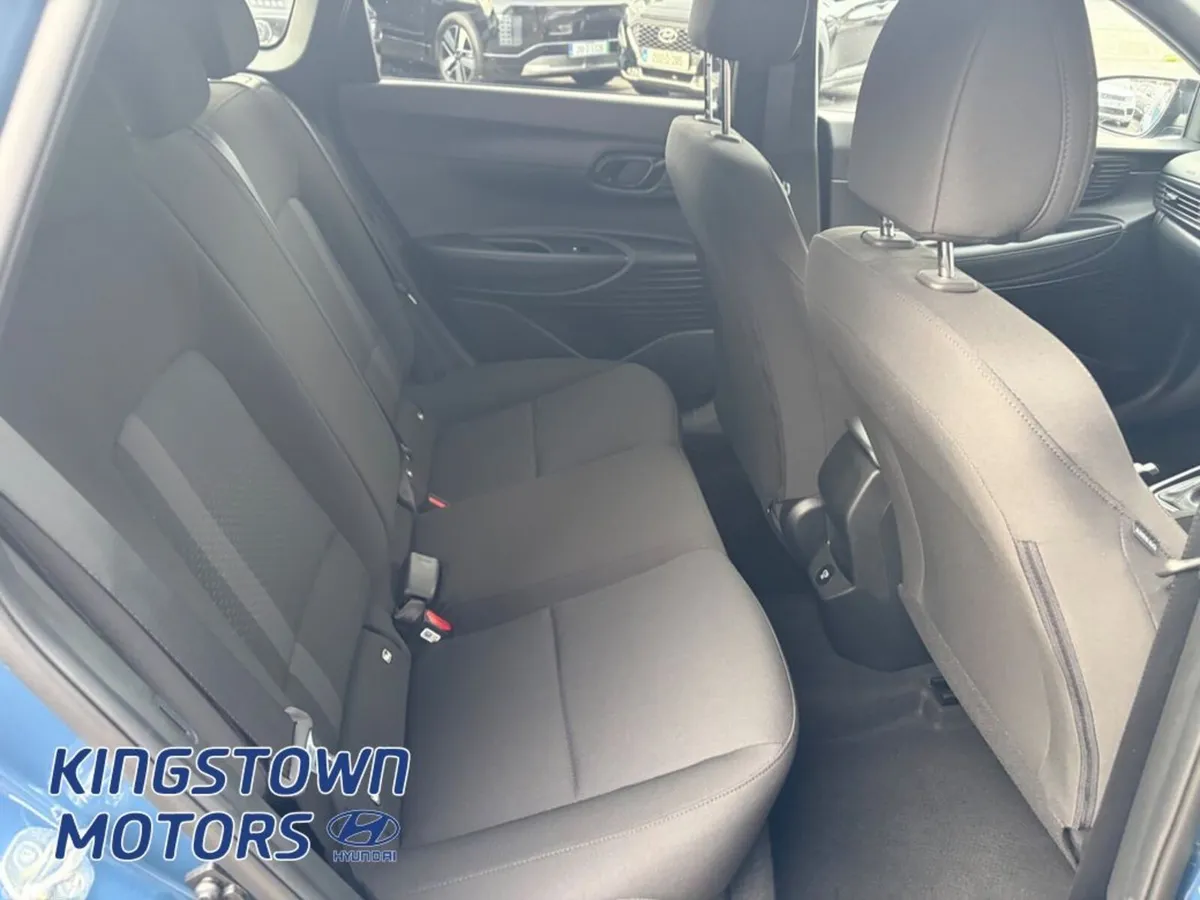 Hyundai i20 Hatchback, Petrol, 2026, Blue